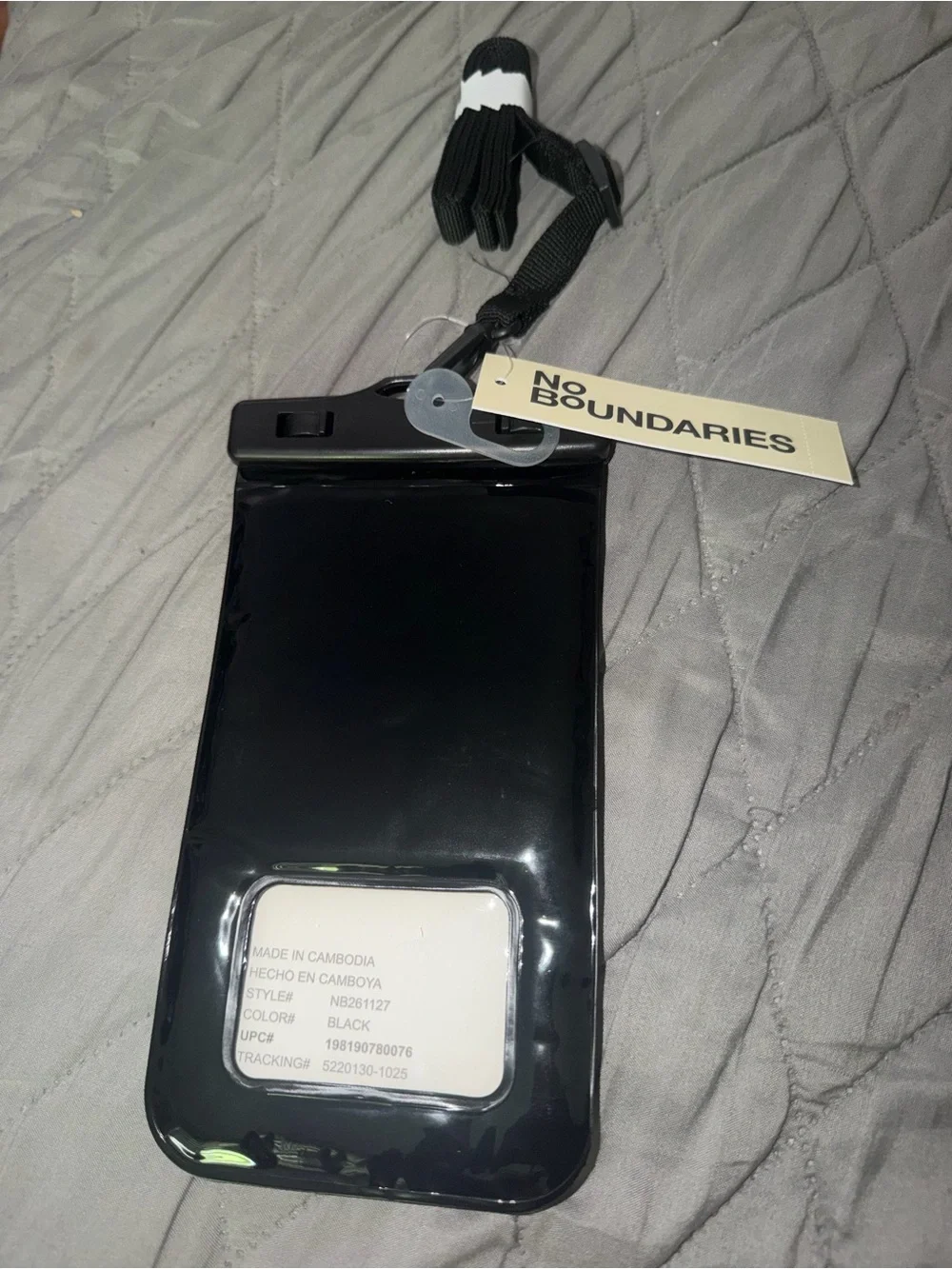 *new* No Boundaries Black Water Resistant Phone Pouch with Lanyard